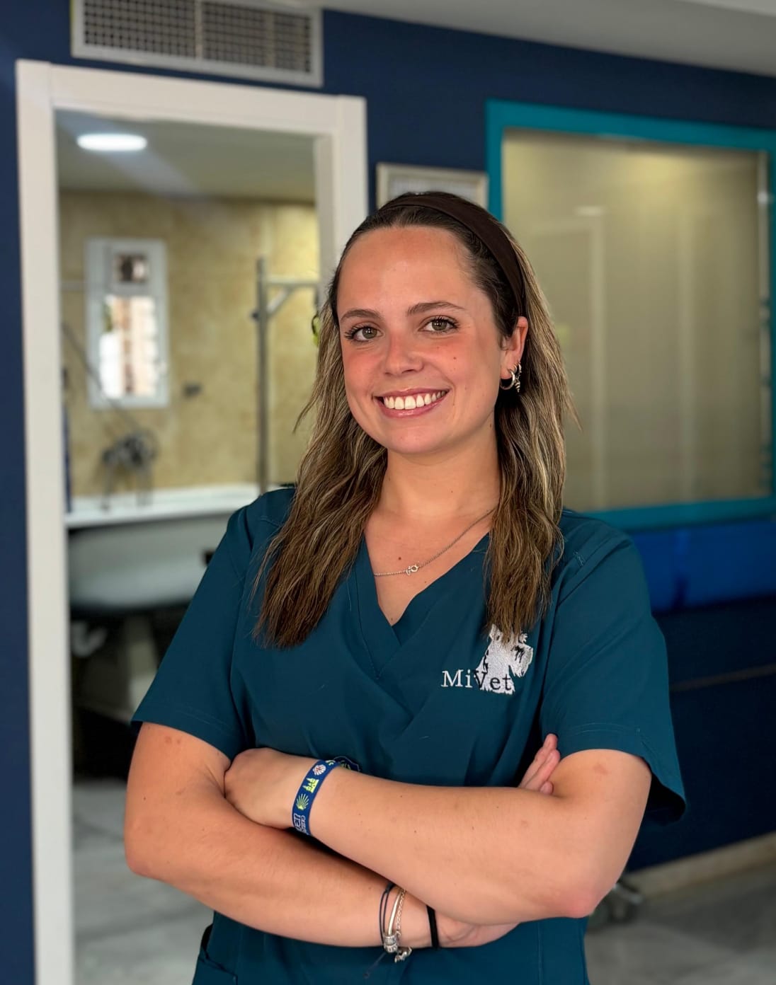 Ana Fernández - Veterinaria con experiencia en medicina preventiva