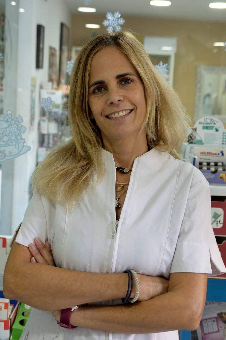 Martina Navarro - Directora veterinaria con especialidad en dermatología y oftalmología